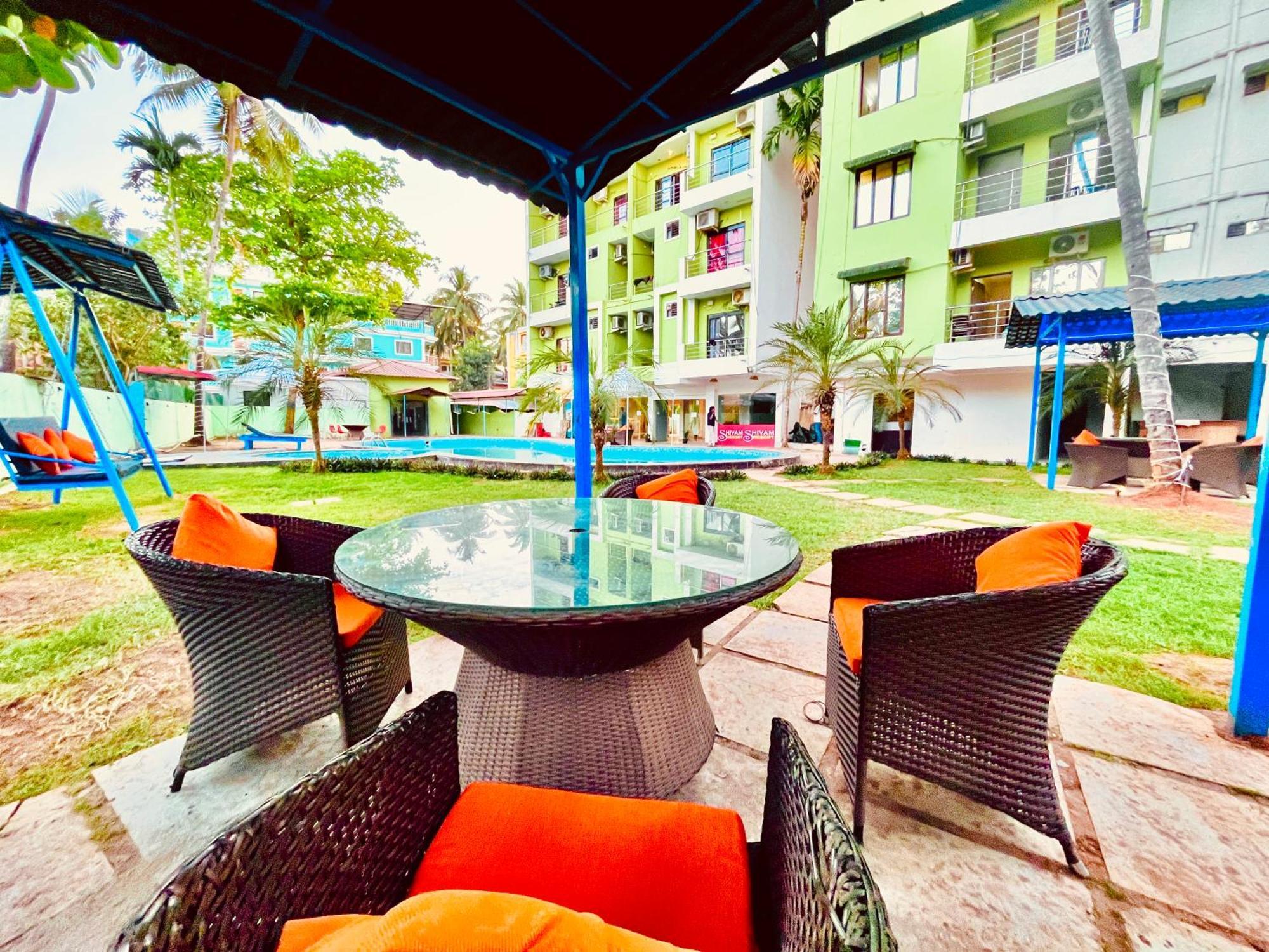 קלנגוטה Summer Beach Resort, Goa - #Near Baga Beach #Swimming Pool #Garden #Bar #Lift #Premium Rooms #Property Of The Year #70565-84665 מראה חיצוני תמונה