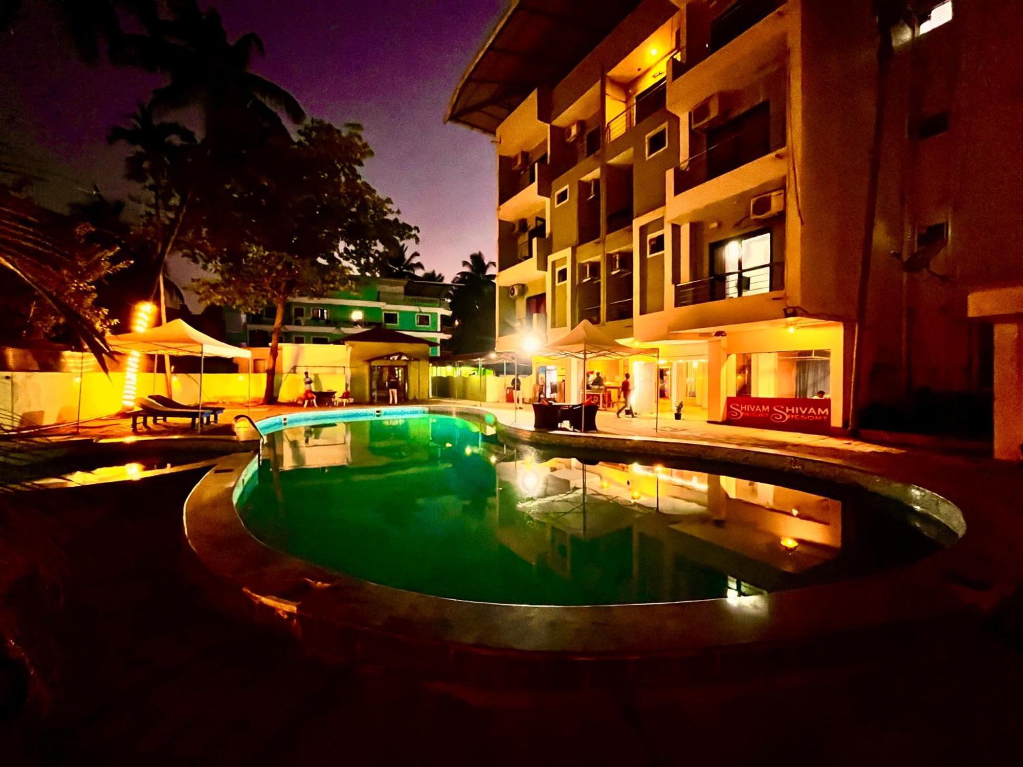 קלנגוטה Summer Beach Resort, Goa - #Near Baga Beach #Swimming Pool #Garden #Bar #Lift #Premium Rooms #Property Of The Year #70565-84665 מראה חיצוני תמונה