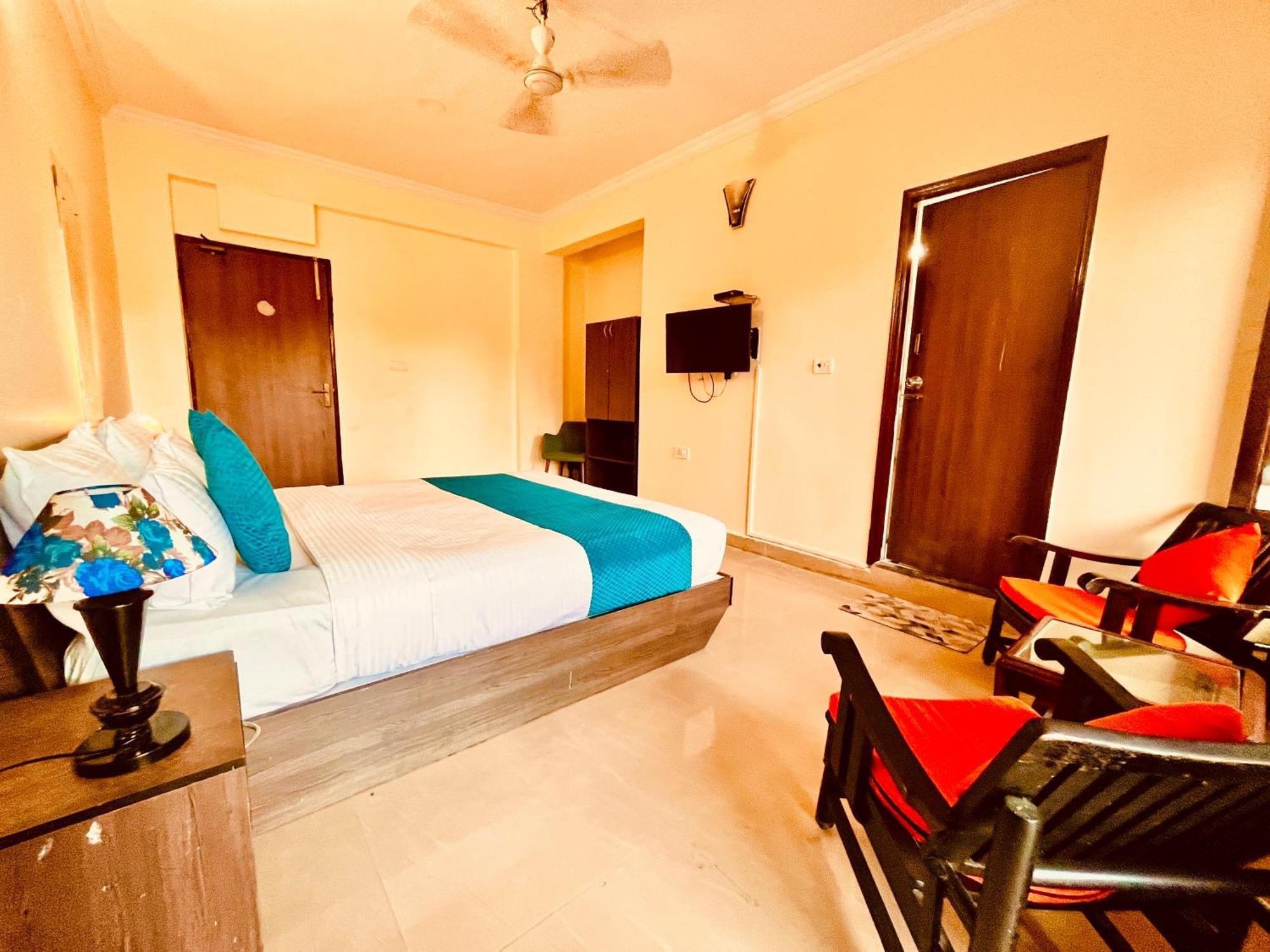 קלנגוטה Summer Beach Resort, Goa - #Near Baga Beach #Swimming Pool #Garden #Bar #Lift #Premium Rooms #Property Of The Year #70565-84665 מראה חיצוני תמונה